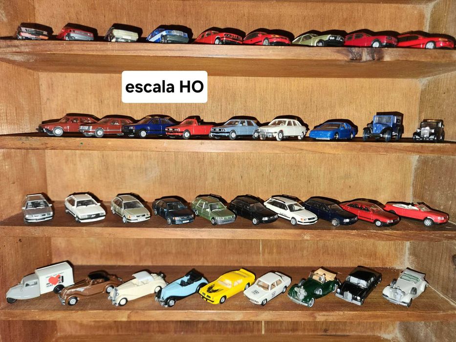 Carrinhos á escala HO de diversas marcas para modelismo