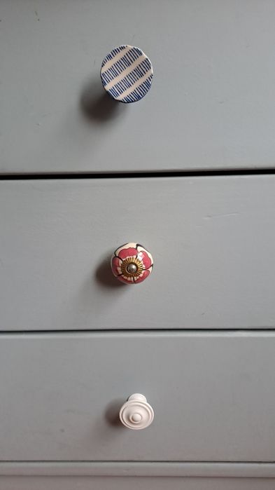 Mesa de cabeceira (madeira)