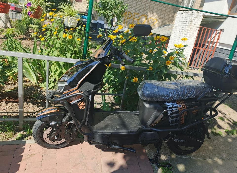 Електроскутер Corso Bullet