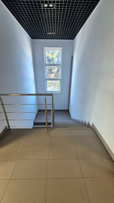 Biuro 35m2,nowy biurowiec vis a vis SKM SULEJÓWEK MIŁOSNA,parking