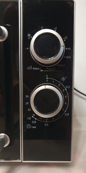 Mikrofalówka Amica z grillem