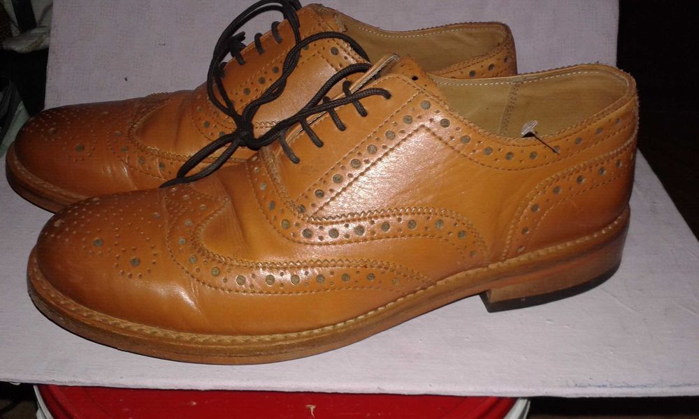 Super PAntofle skorzane  Retro num 43