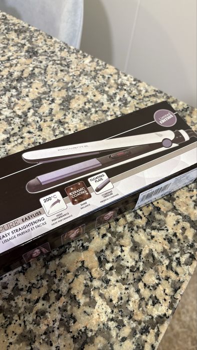 Prancha de Cabelo Rowenta Beauty