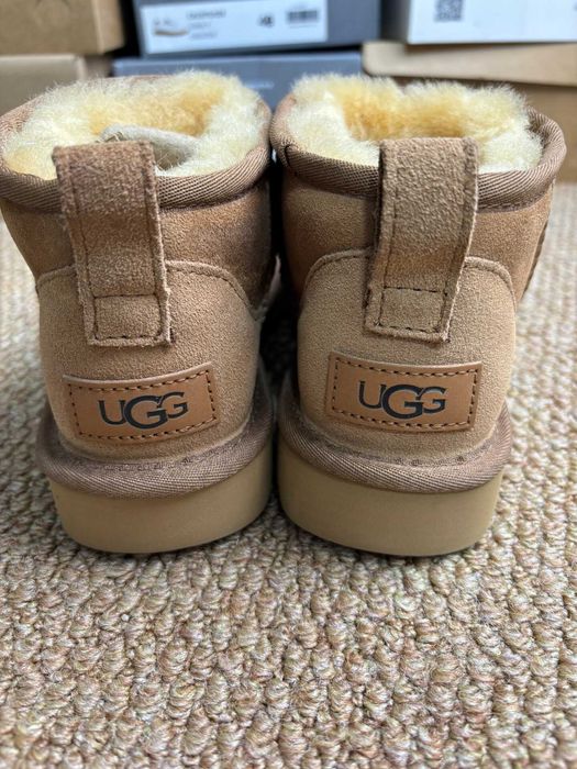 UGG Classic Ultra mini R.41