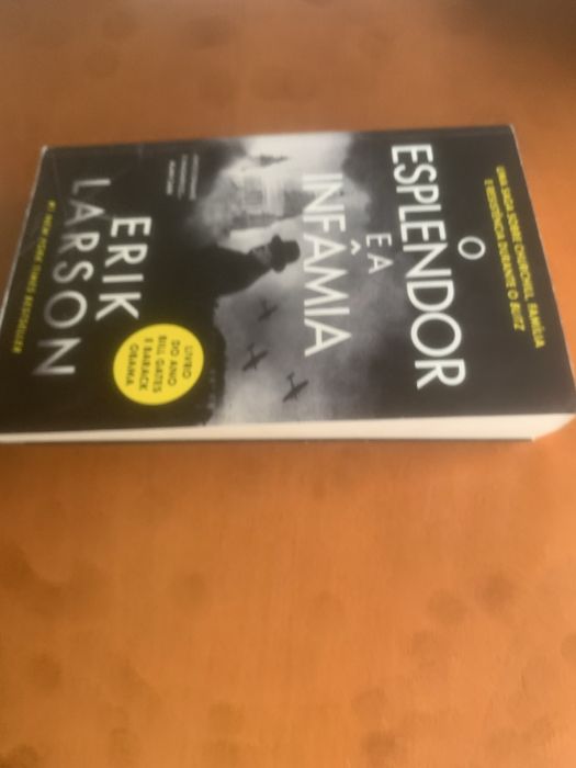 O esplendor e a infamia # Erik Larson