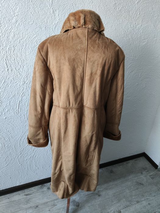 Lekki kożuch damski 42 XL Authentic dla wysokiej