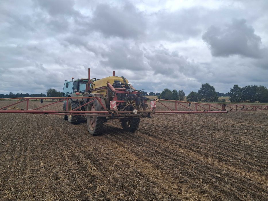 Opryskiwacz Pilmet Europa 24m