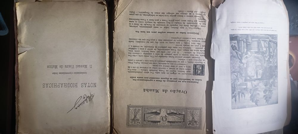 Livros antigos religião católica