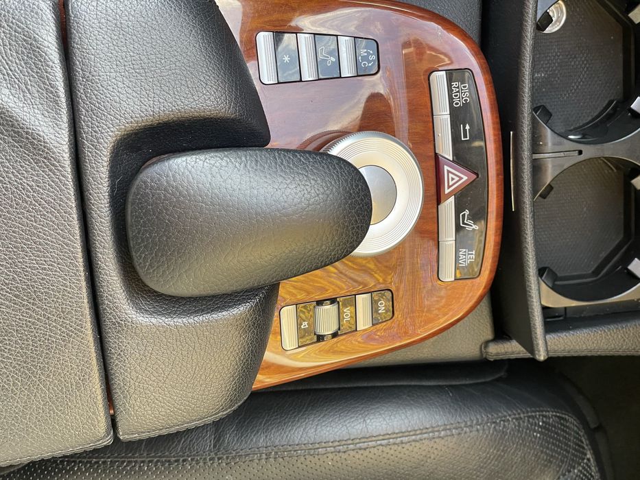 Дизельний w221 Mercedes-Benz 2008 року