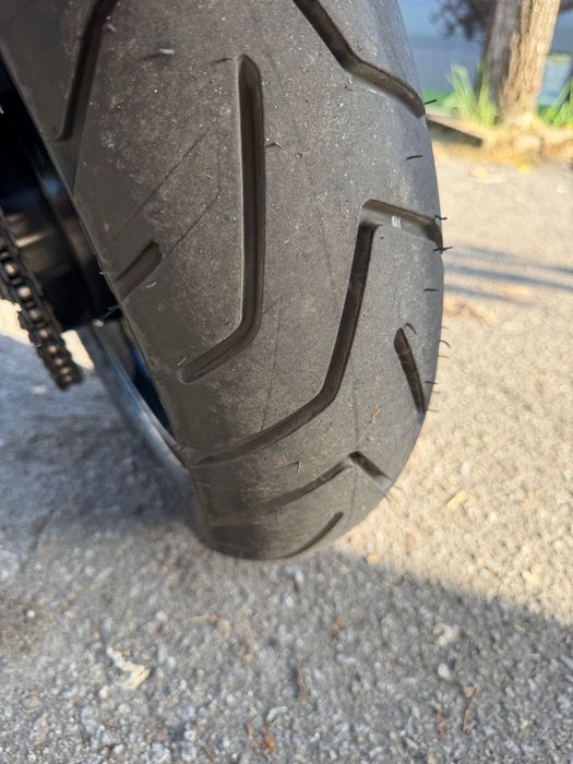 Suzuki V Strom 650 Como nova