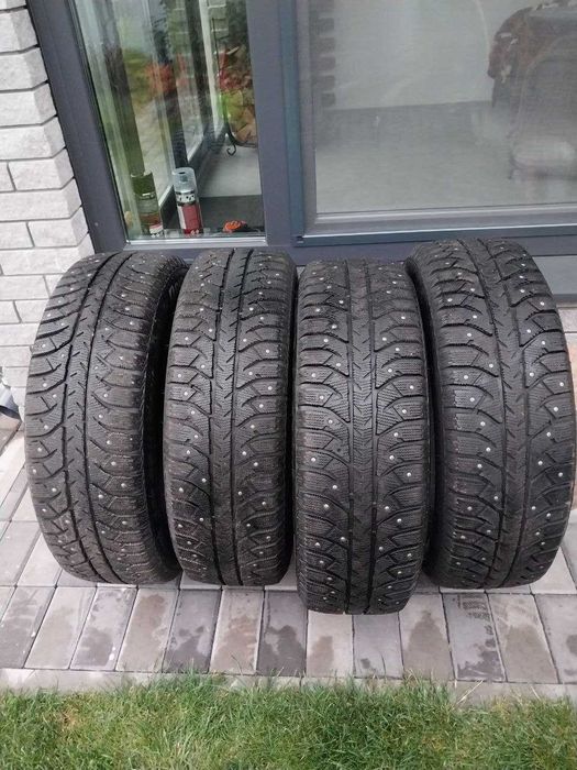 Шини Bridgestone Ice Cruiser (Шип) 225,65,17