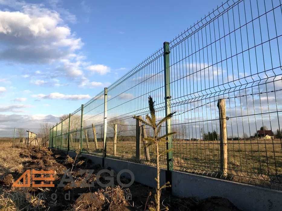Zielone ogrodzenie z siatki panela 3d podmurówka słupek dostawa  mont.