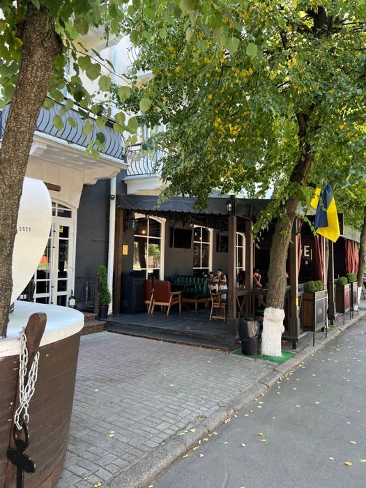 продажа летней площадки, летнего бара, мебели и всего с ресторана