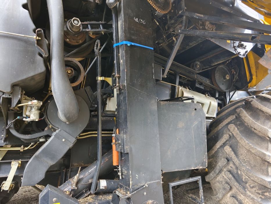 Комбайн new holland cr9080 з картографією