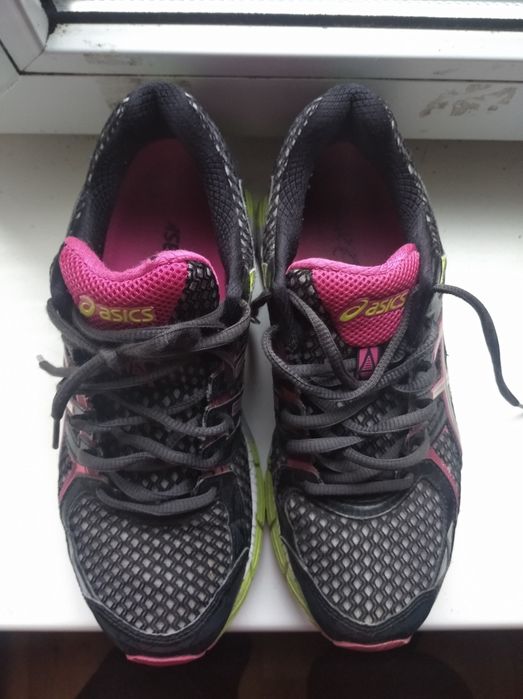 Продам asics Gel-convector