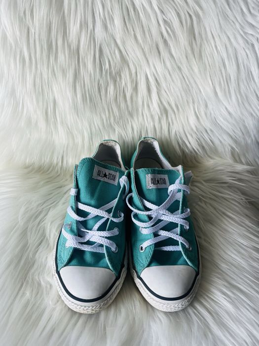 Convers w bardzo dobrym stanie rozmiar  35, wkkadka 22