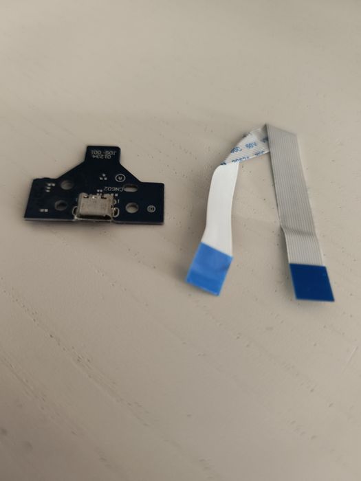 Gniazdo USB do pada PS4 JDS-001