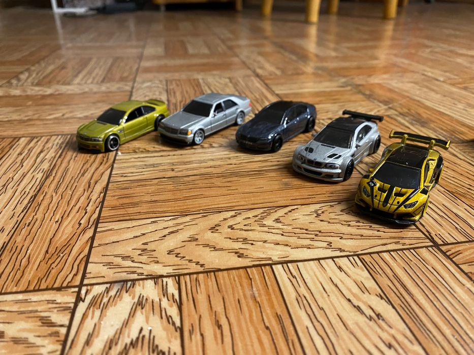 Преміум машинки hot wheels (BMW E46, F90, Кабан, Ламба)