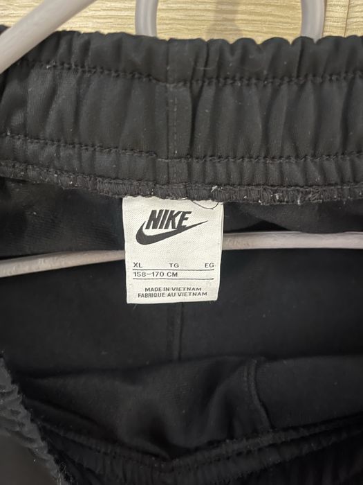Штаны Nike черные