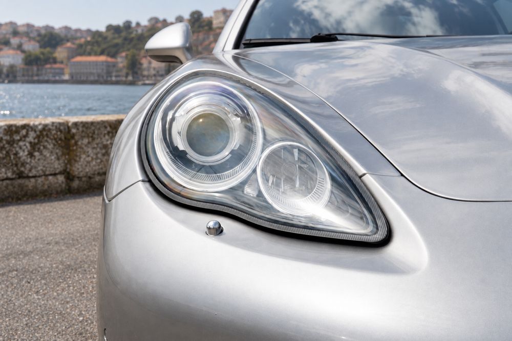 Porsche Panamera S  4.8 V8