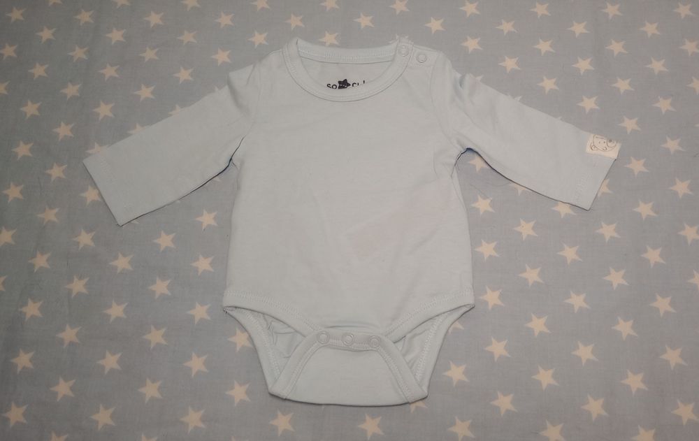 Komplet body z długim rękawem i spodenki rozmiar 56