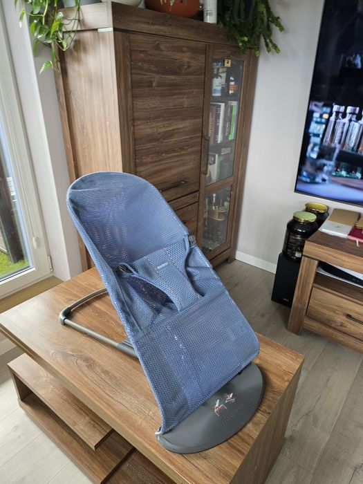 Sprzwdam fotelik baby bjorn