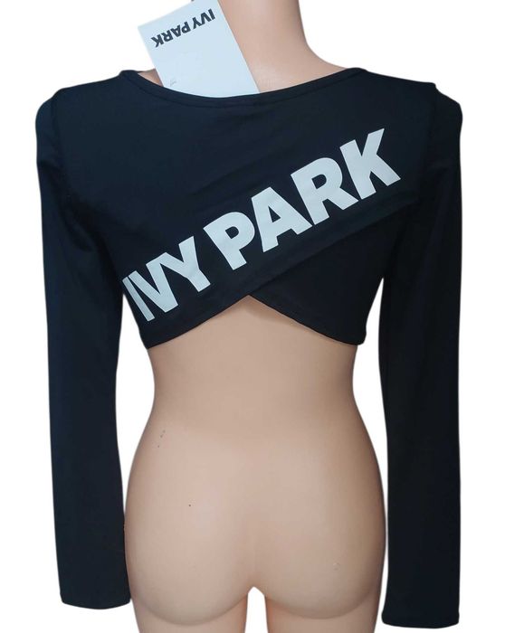 Czarna krótka bluzka top z długim rękawem IVY PARK, R.M