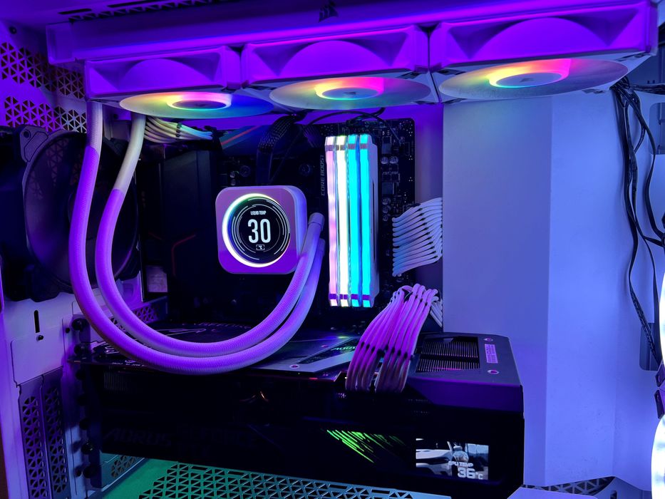 Komputer gamingowy R7 5800x RTX3080 32 Gb Ram