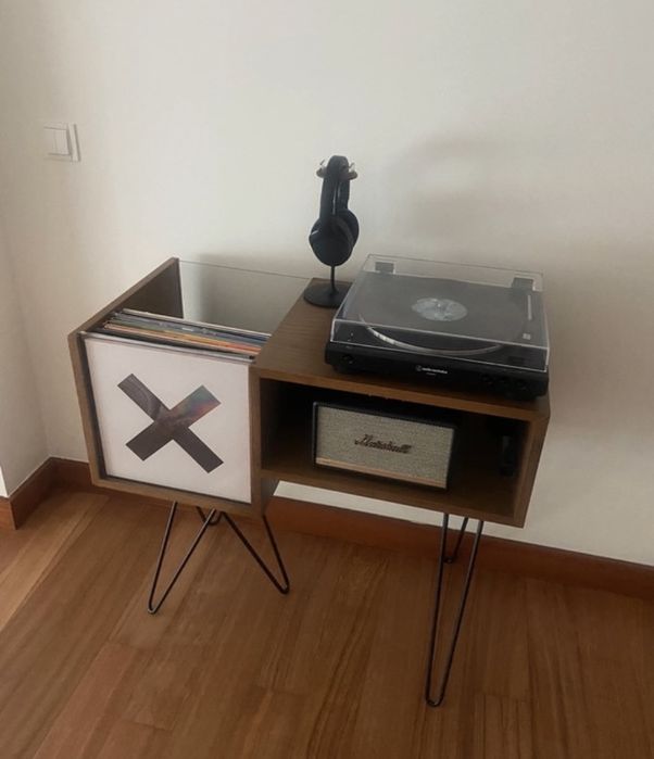 Movel para giradiscos