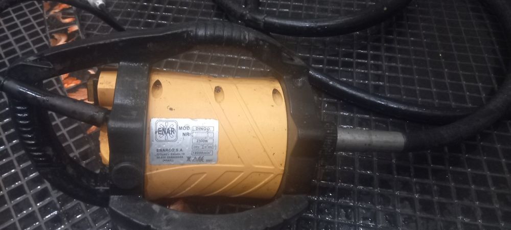 Вібратор для бетону Enar Dingo 2,3кВт