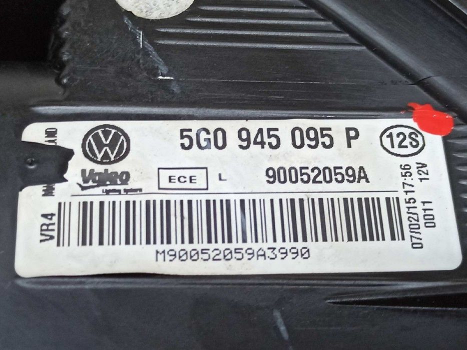 FAROLIM TRASEIRO ESQUERDO VOLKSWAGEN GOLF VII LIM. SPORT BLUEMOTION