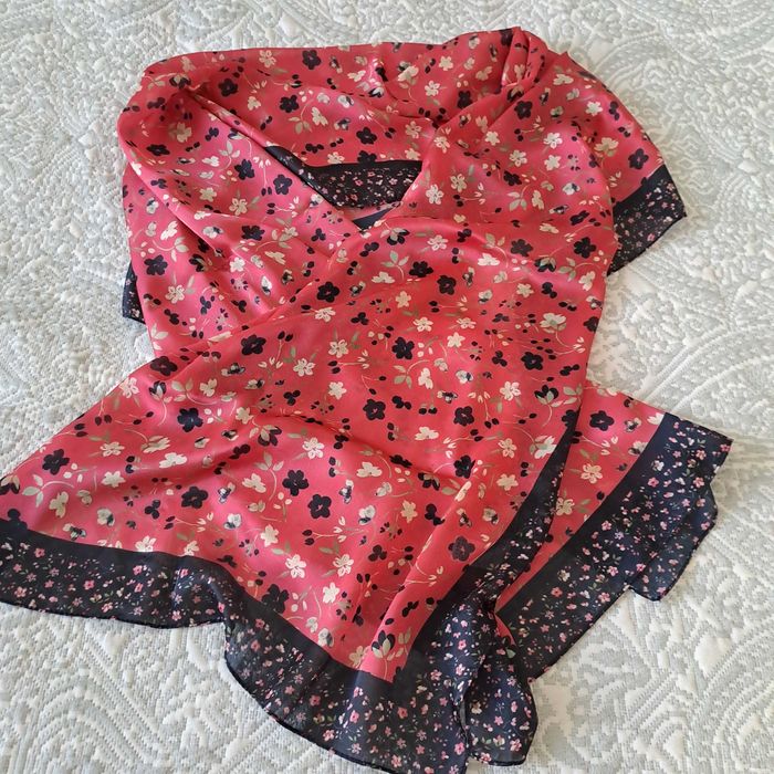 Шарф шовковий LAURA ASHLEY