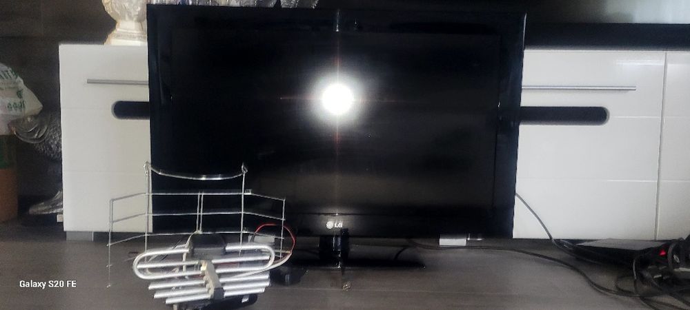 Телевізор 32 диагональ  LG 32LK430