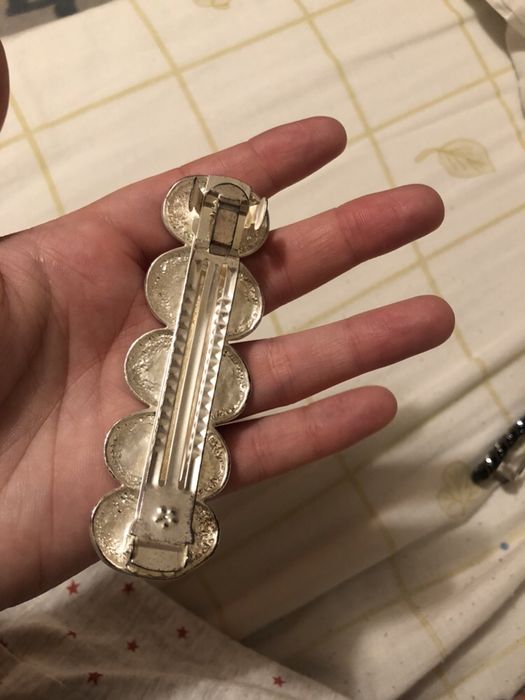 Travessões para cabelo