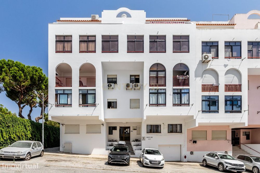 Apartamento T1+1 à Venda em Quarteira
