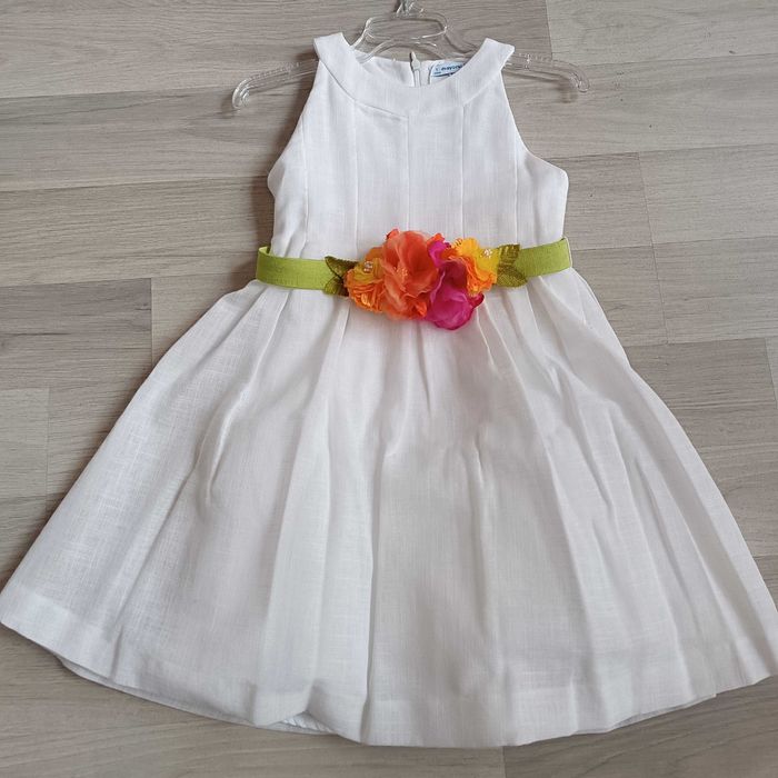 Śliczna sukieneczka 128