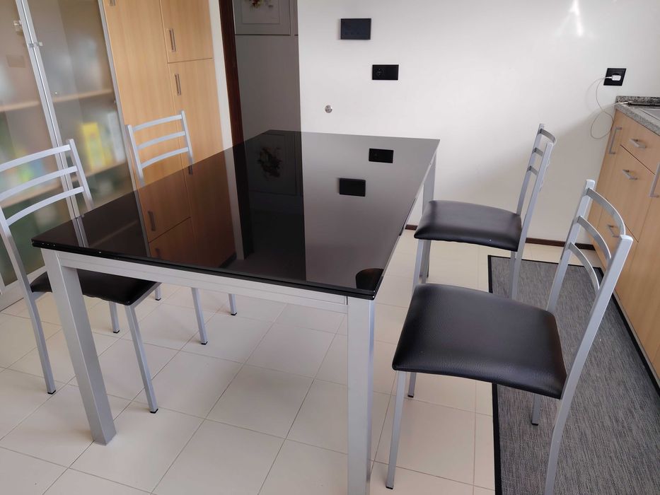 Mesa de vidro extensível