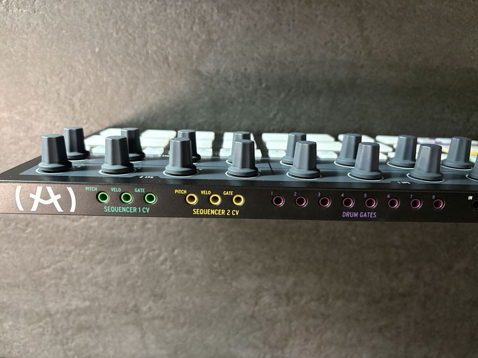 Arturia Beat Step Pro / black edition/ sekwencer krokowy