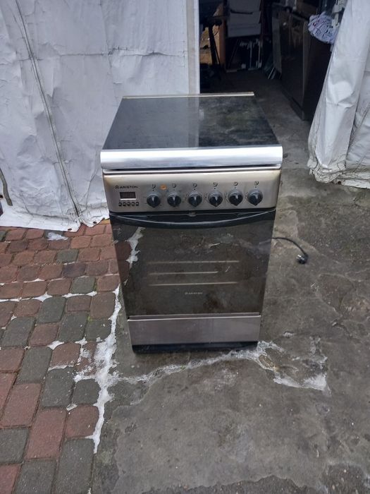 Kuchenka gazowo-elektryczna Ariston. Dowóz gratis.