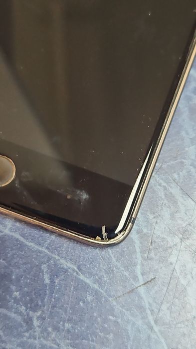 Продам телефон Oneplus a3003