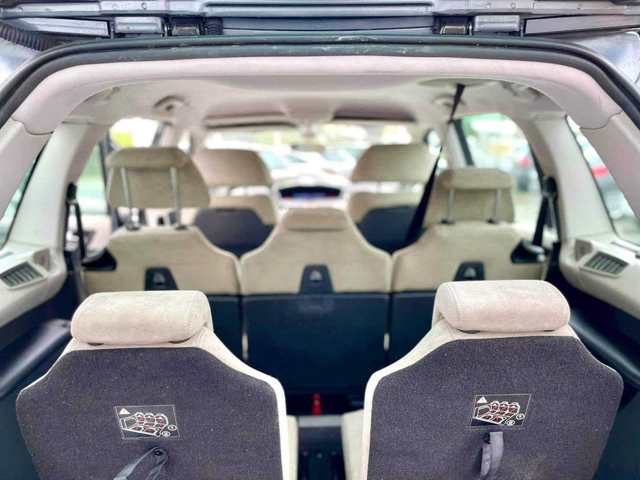Citroën C4 Picasso 1.6 HDi Automático – 7 Lugares