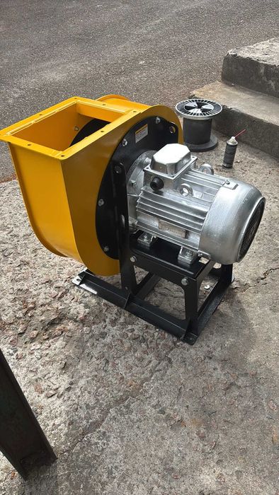 Вытяжка , улитка (ВРП 5-45) № 3,15  2,2 кВт 3000 об.