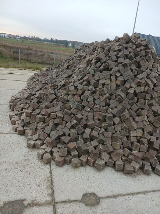 Kostka Kamień granitowy 8x11cm Vanga