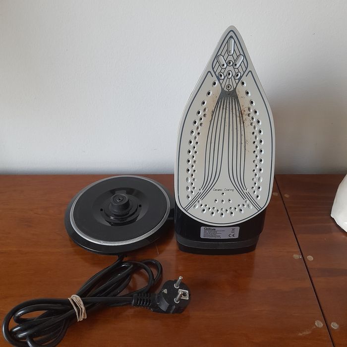 Ferro engomar vapor e sem fios Quilive