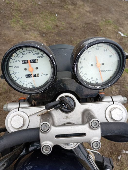 Sprzedam motocykl Suzuki Bandit 400 w całości lub części