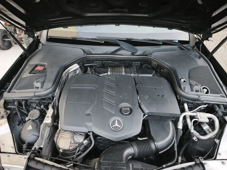 Mercedes- Benz E 200 D Avantgarde