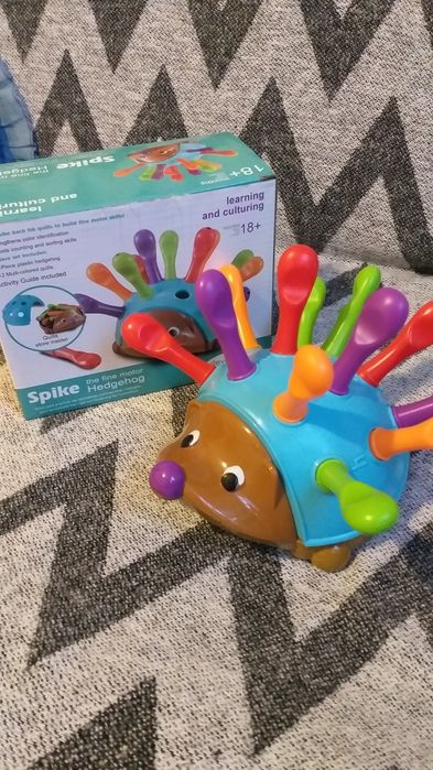 Игрушка "Обучающий ежик"
