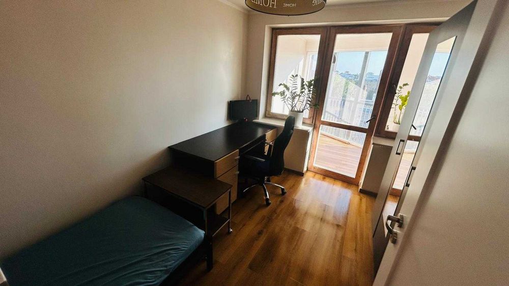 Wynajmę dwa pokoje w mieszkaniu trzypokojowym Wrocław centrum