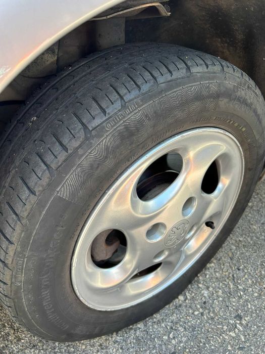 Peugeot 206 2.0 HDi, de Setembro 2000 com < 203.000 km