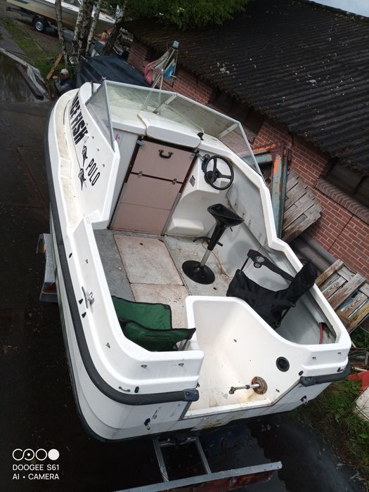 Shetland boot 535 kabina